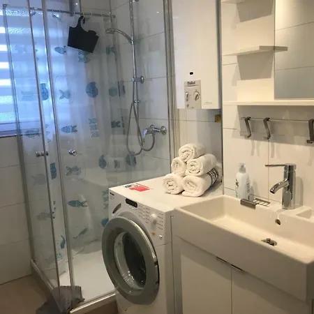 Messe-appartements Διαμέρισμα *